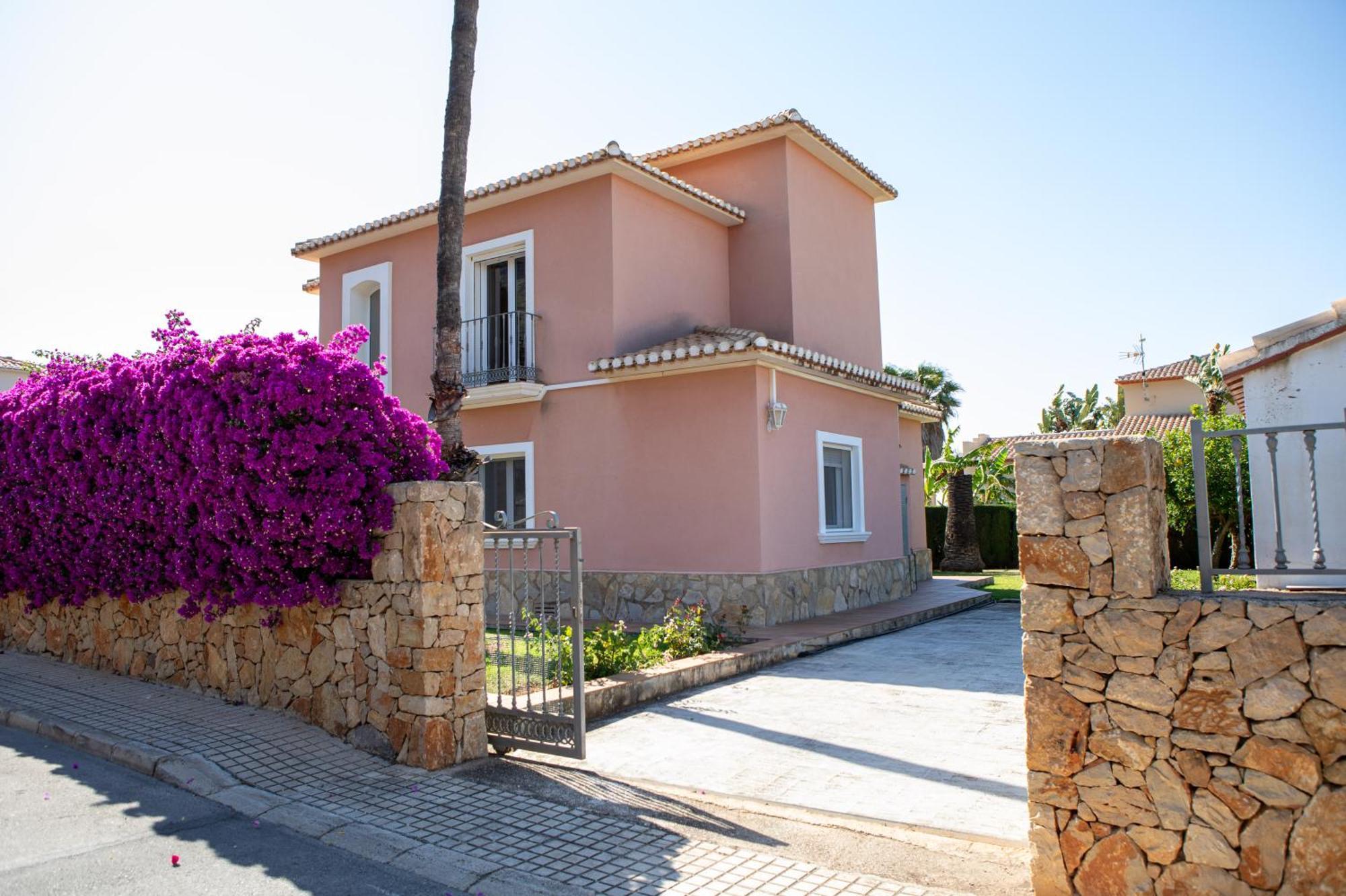 Villa Cuatro Soles By Family Homes Denia Bagian luar foto
